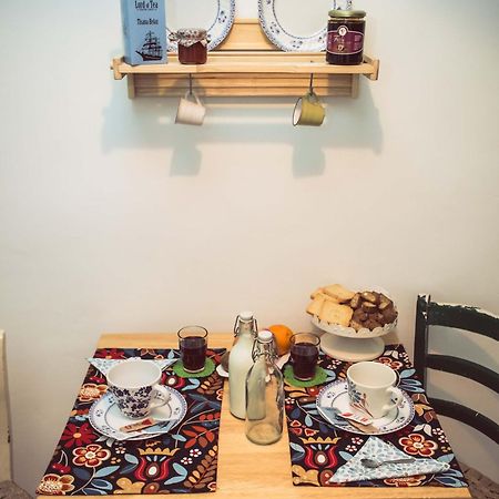 La Finestra Sul Cortile Bed and Breakfast Atri Eksteriør billede