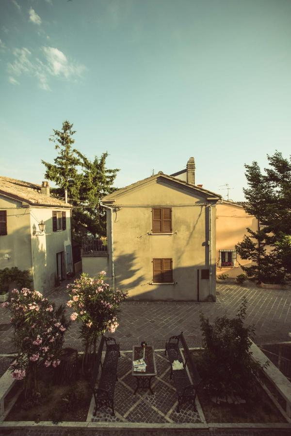 La Finestra Sul Cortile Bed and Breakfast Atri Eksteriør billede