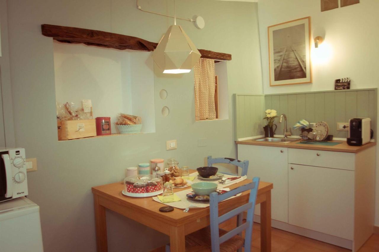 La Finestra Sul Cortile Bed and Breakfast Atri Eksteriør billede